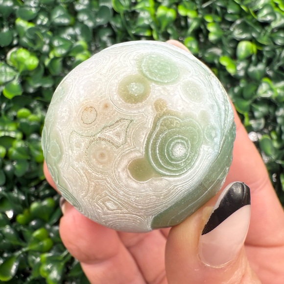 Green Gobi Agate Sphere 44mm - Picture 3 of 7